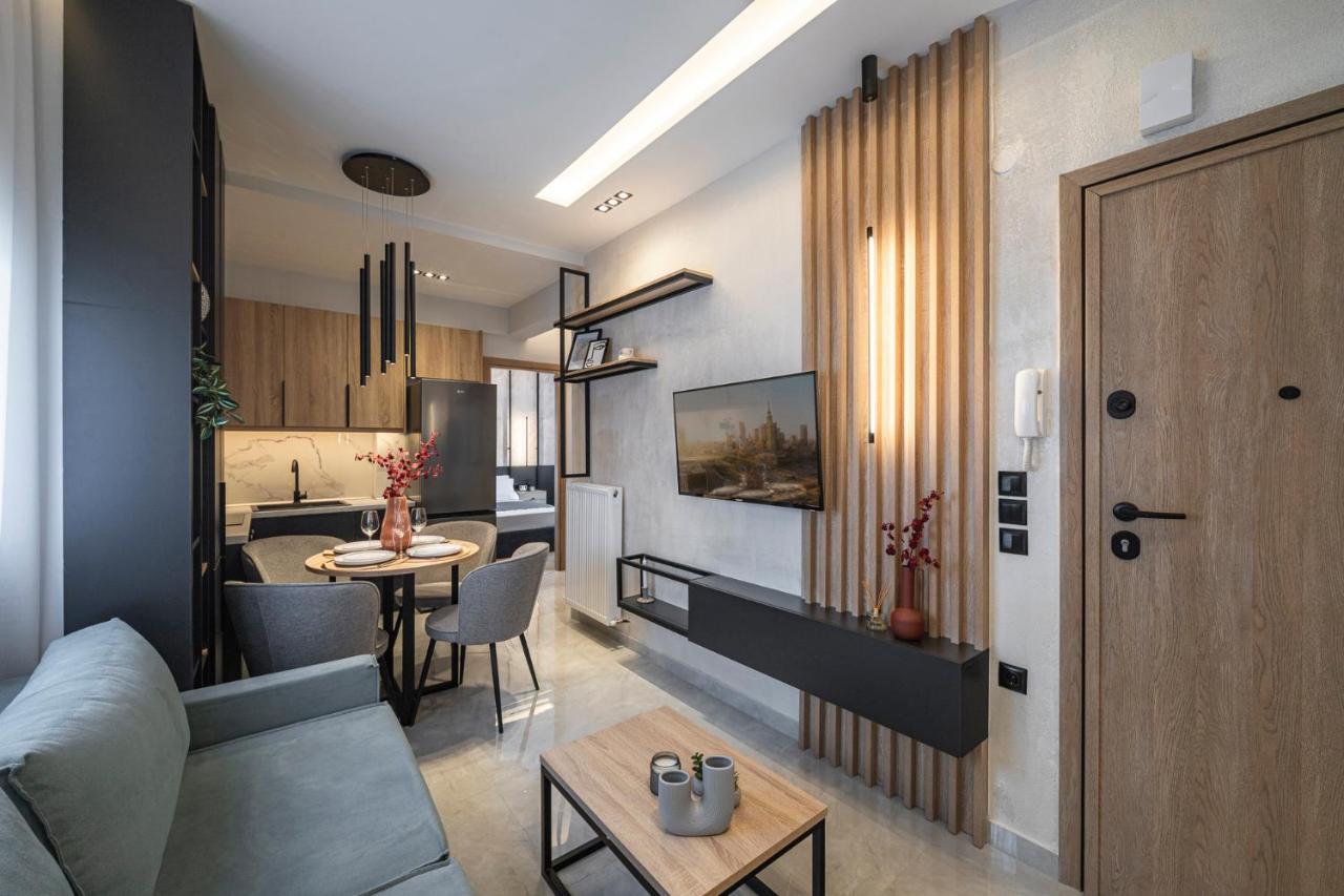 Juno By Halu! Stylish Apt In The Center Солун Екстериор снимка